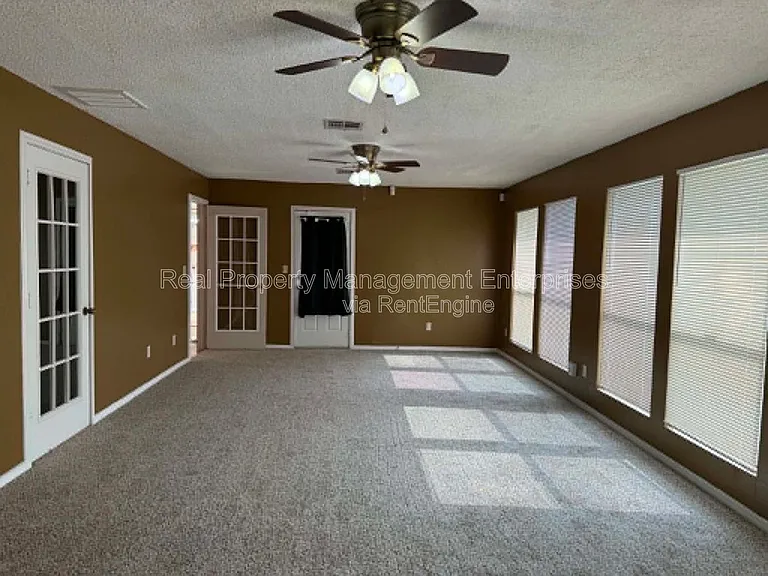 12400 Eric Field Pl — Photo 17