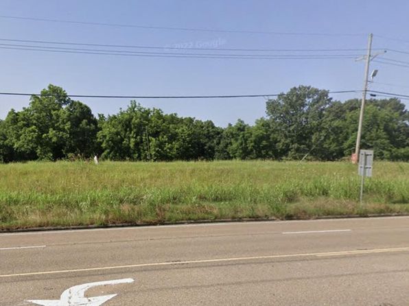 4761 Goodman Rd, Horn Lake, MS 38637