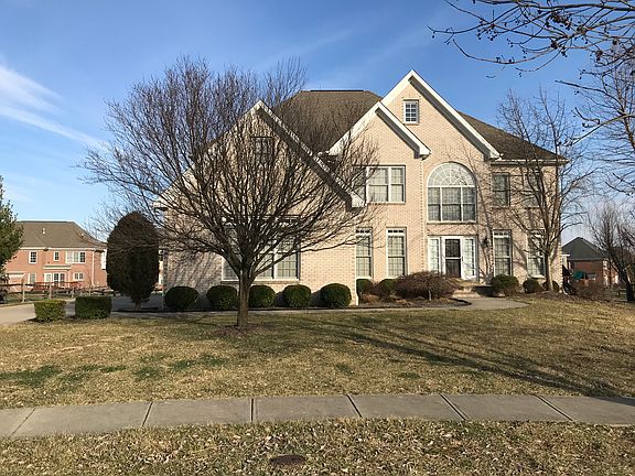 5th image of 8394 Ashmont Way