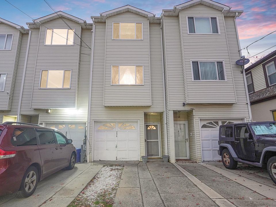 1st image of 455 Craig Ave