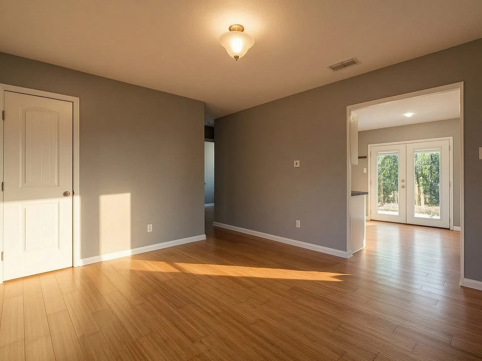 2 bed, 900 sqft, $1,390 — Photo 3