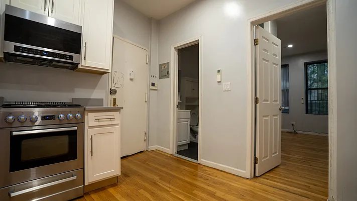 Rented by Nooklyn NYC LLC | media 5