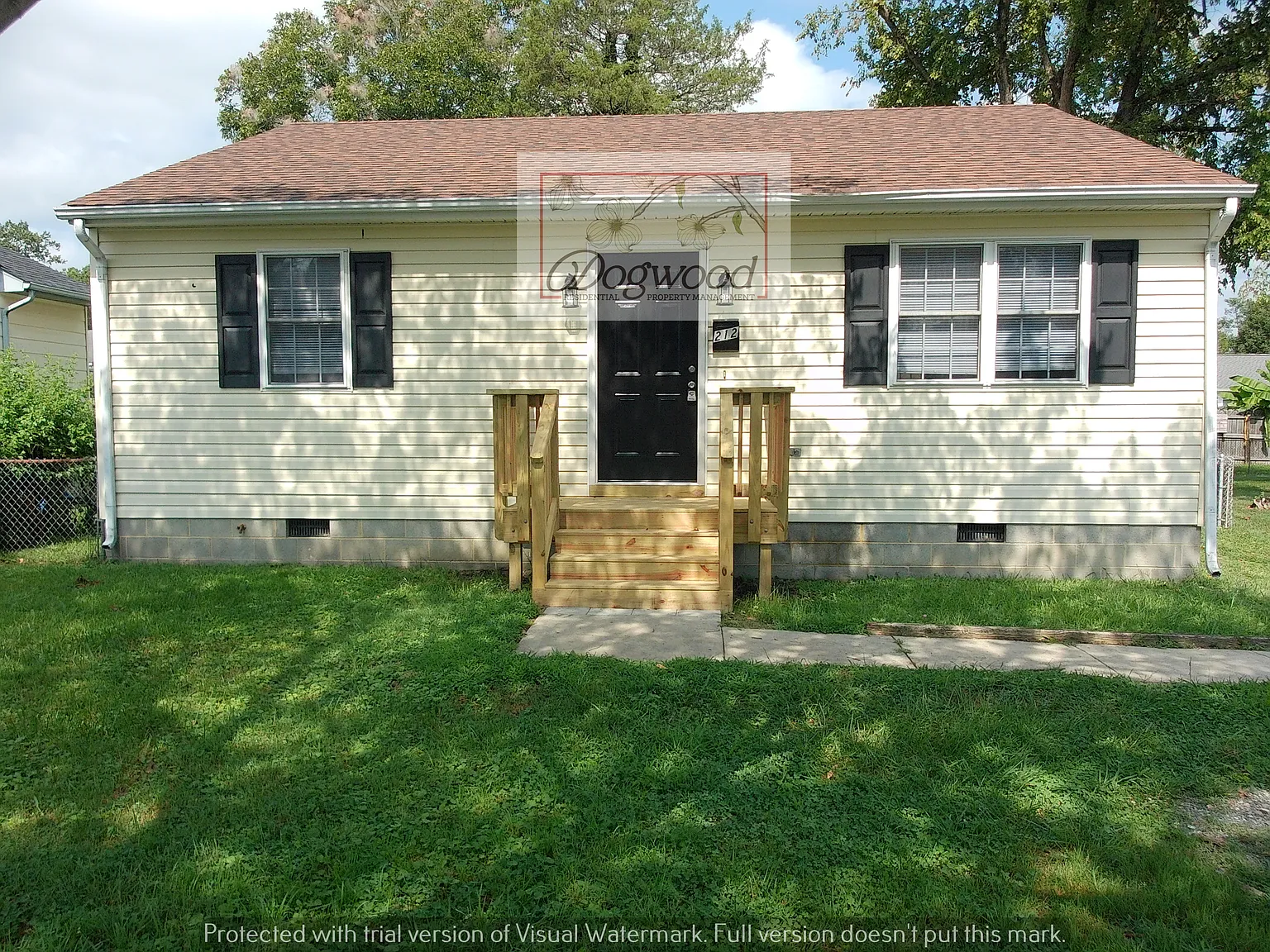 3 bed, 1024 sqft, $1,650 — Photo 1