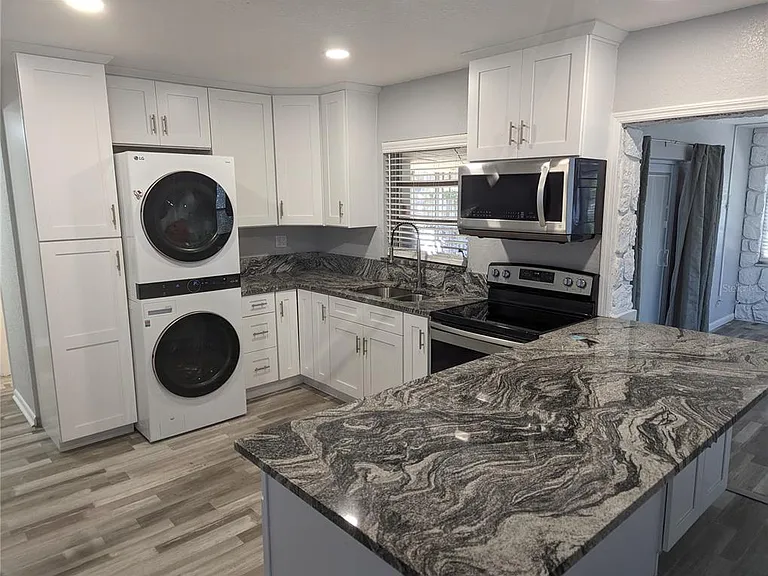 206 N Gunlock Ave — Photo 11