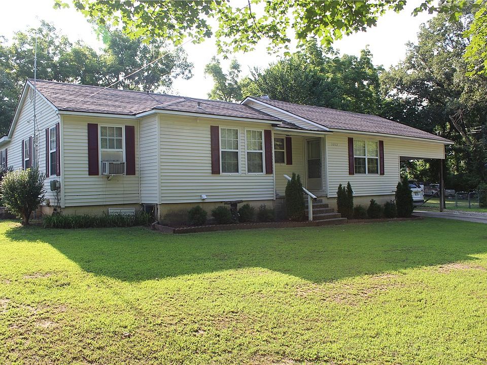 1st image of 1002 N Robinson St