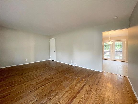 4th image of 10254 Dacey Dr
