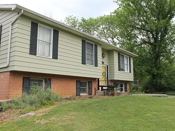 Looking SE at front of house