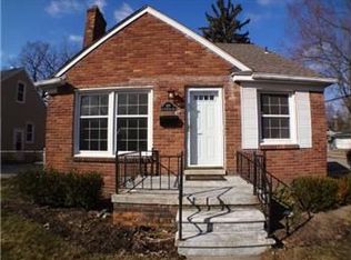 227 N Rembrandt Ave, Royal Oak, MI