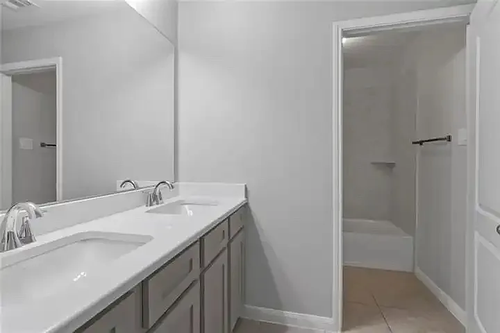 2136 Mulberry Dr — Photo 20