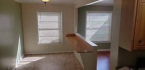 5th image of 1321 Lake Dr