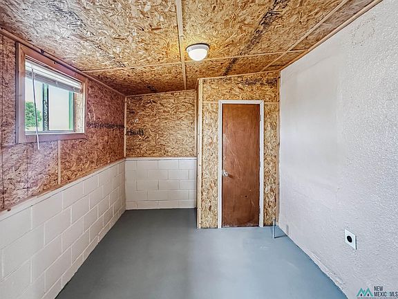 3rd image of 513 Laredo St