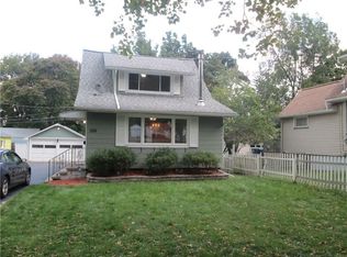 520 Eaton Rd, Rochester, NY 14617