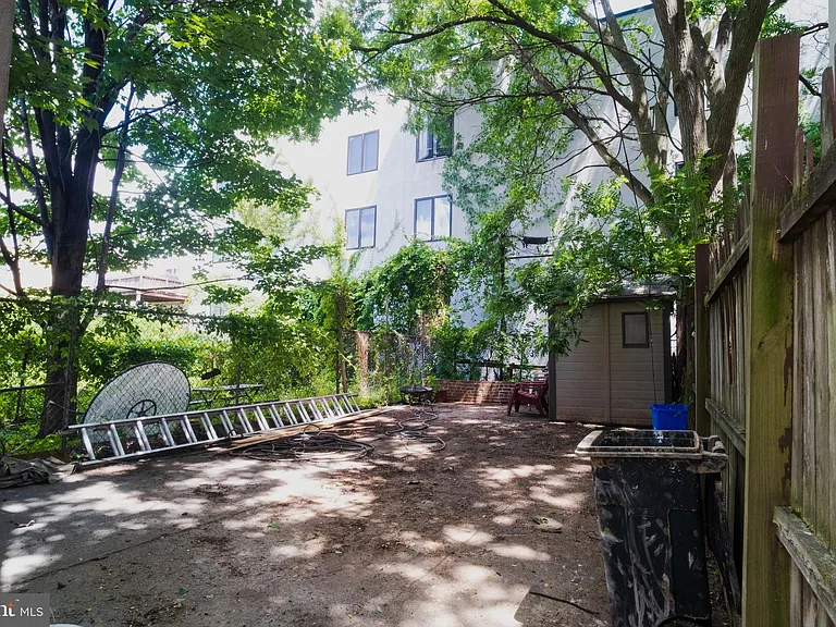 1221 N Randolph St #1 — Photo 15
