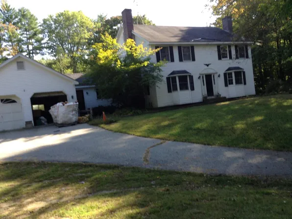 77 Dunklee Dr, Vernon, VT 05354