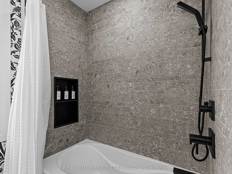 3047 Stone Ridge Blvd — Photo 24