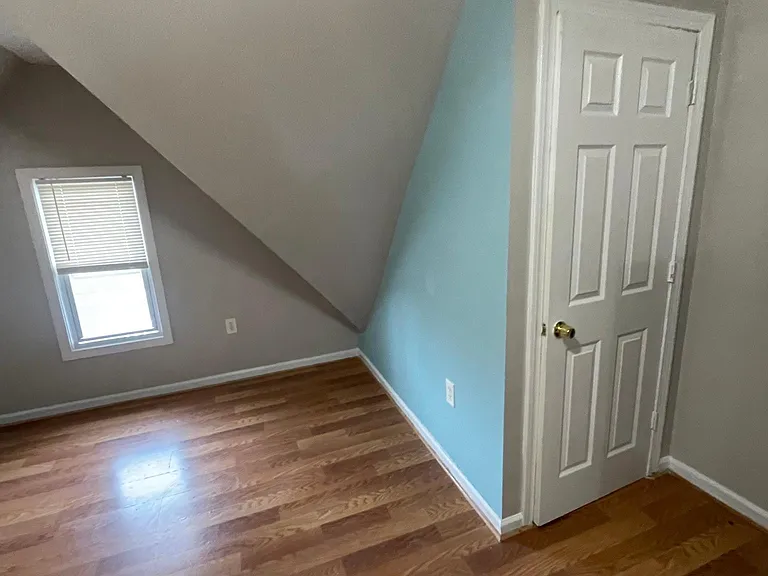 269 Laurel Ave #ST4 — Photo 5