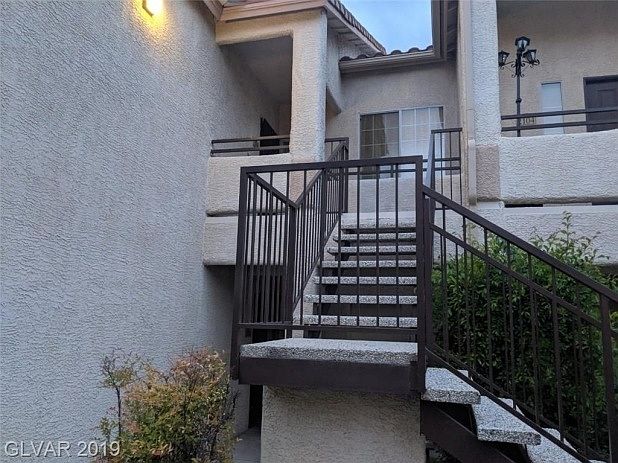 1st image of 1830 N Buffalo Dr