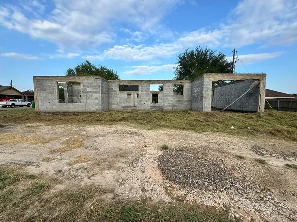 300 Yolanda St, La Joya, TX 78560