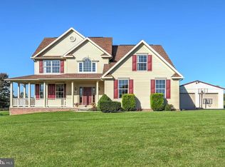 4811 Skyview Dr, Glenville, PA 17329