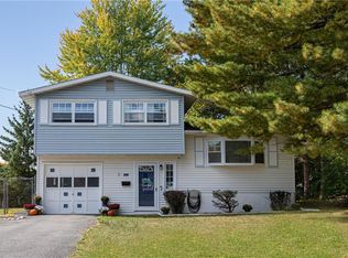 113 Floradale Rd, Liverpool, NY 13088