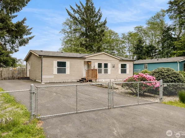 636 Chenois Avenue NE, Ocean Shores, WA 98569