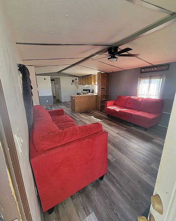 1st image of 48 Caravan Ct