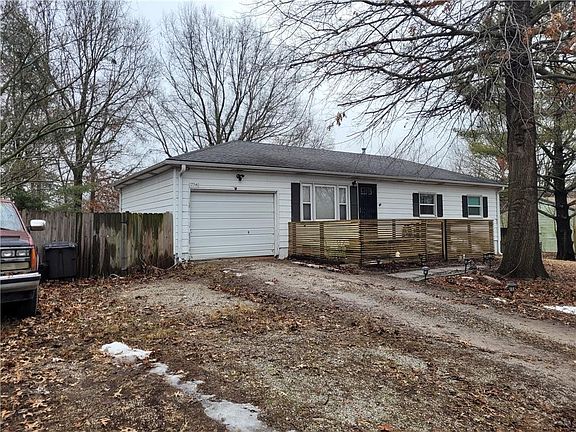 2nd image of 17241 S Benton Dr