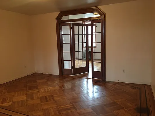 Rented by Realty Collective | media 4