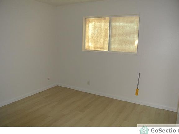 5th image of 1600 Sycamore Dr APT 2