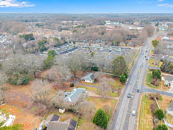 2nd image of 7300 Lawyers Rd