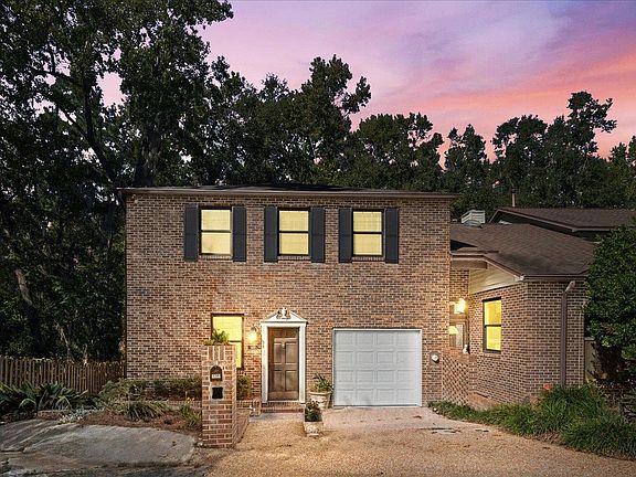 2nd image of 1451 Denholm Dr