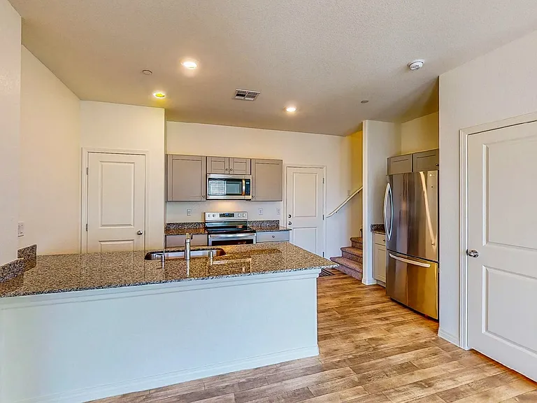 4261 Venus Falls Ave — Photo 2