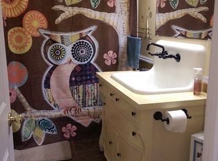 1622 M 61, Sterling, MI 48659