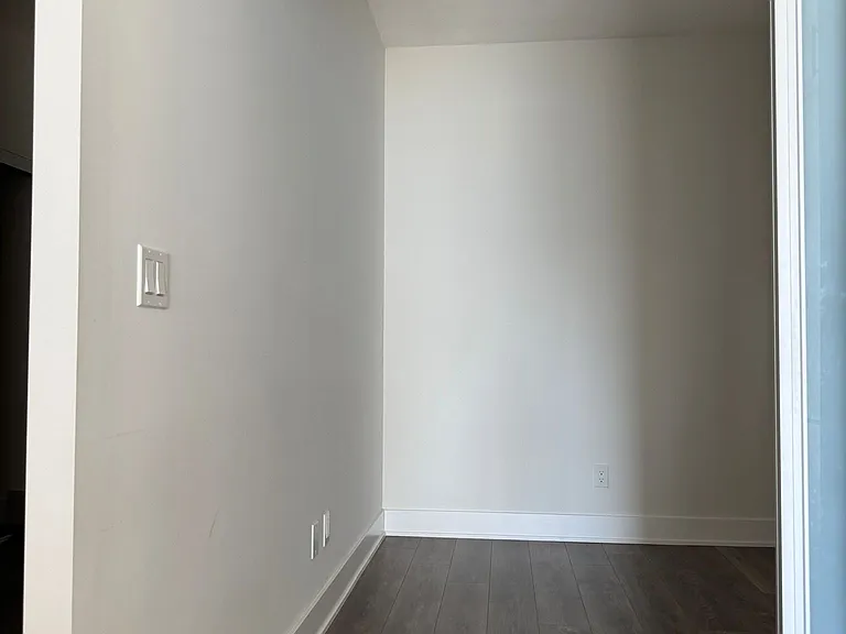 188 Fairview Mall Dr #706 — Photo 19