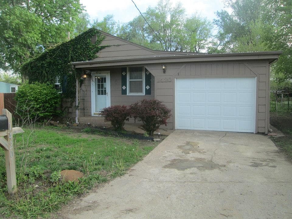 1st image of 1420 Prospect Ave