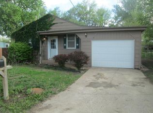 1420 Prospect Ave, Salina, KS 67401