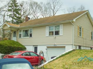 12 School St, Ronkonkoma, NY 11779
