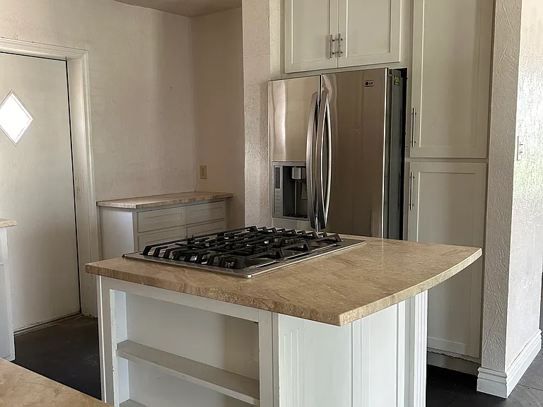701 E Cliff Dr — Photo 7