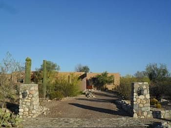 4th image of 6875 N Camino Verde