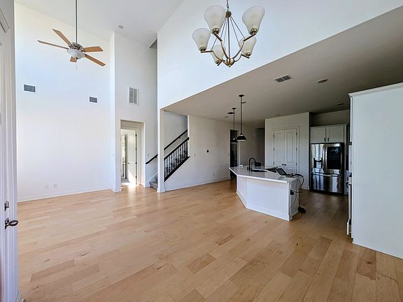 3rd image of 2948 Youngwood St