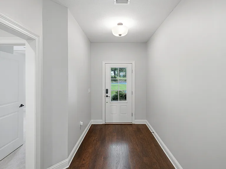 1874 Edge Ave — Photo 5