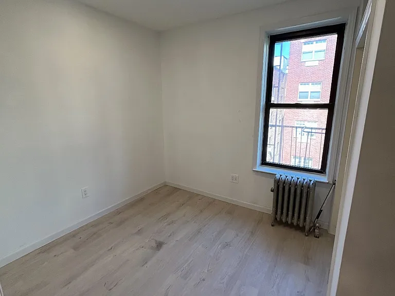 30-50 30th St #4L — Photo 5