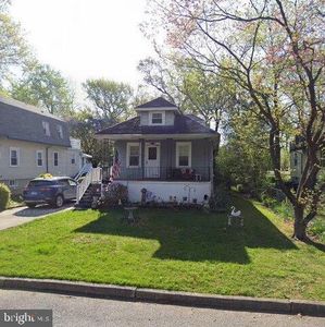 206 Moore St, Moorestown, NJ, 08057