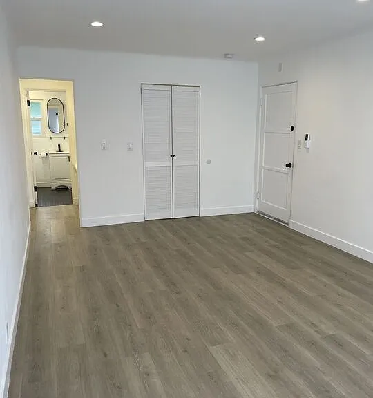 1254 N Orange Grove Ave #4 — Photo 16