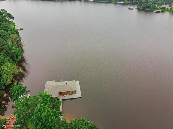 4th image of 5039 Sweetwater Dr