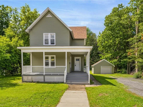 20 Meadow St, Clinton, NY 13323
