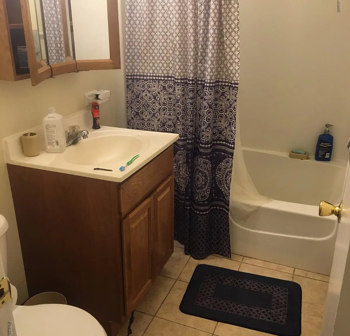 2 bed, 1.0 bath, 995 sqft, $1,875 — Photo 3