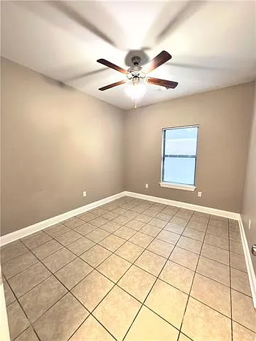126 Pear St #A — Photo 11