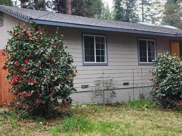 5034 Cedar Dr, Camino, CA 95709