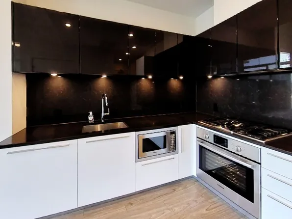 6383 McKay Ave #13XX, Burnaby, BC V5H 0H8